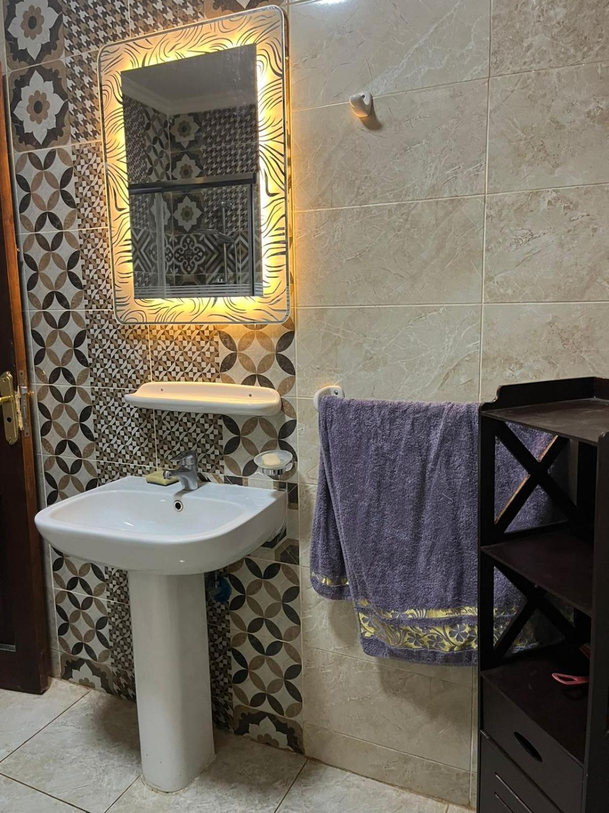 مفروشة في الخمايل زايد